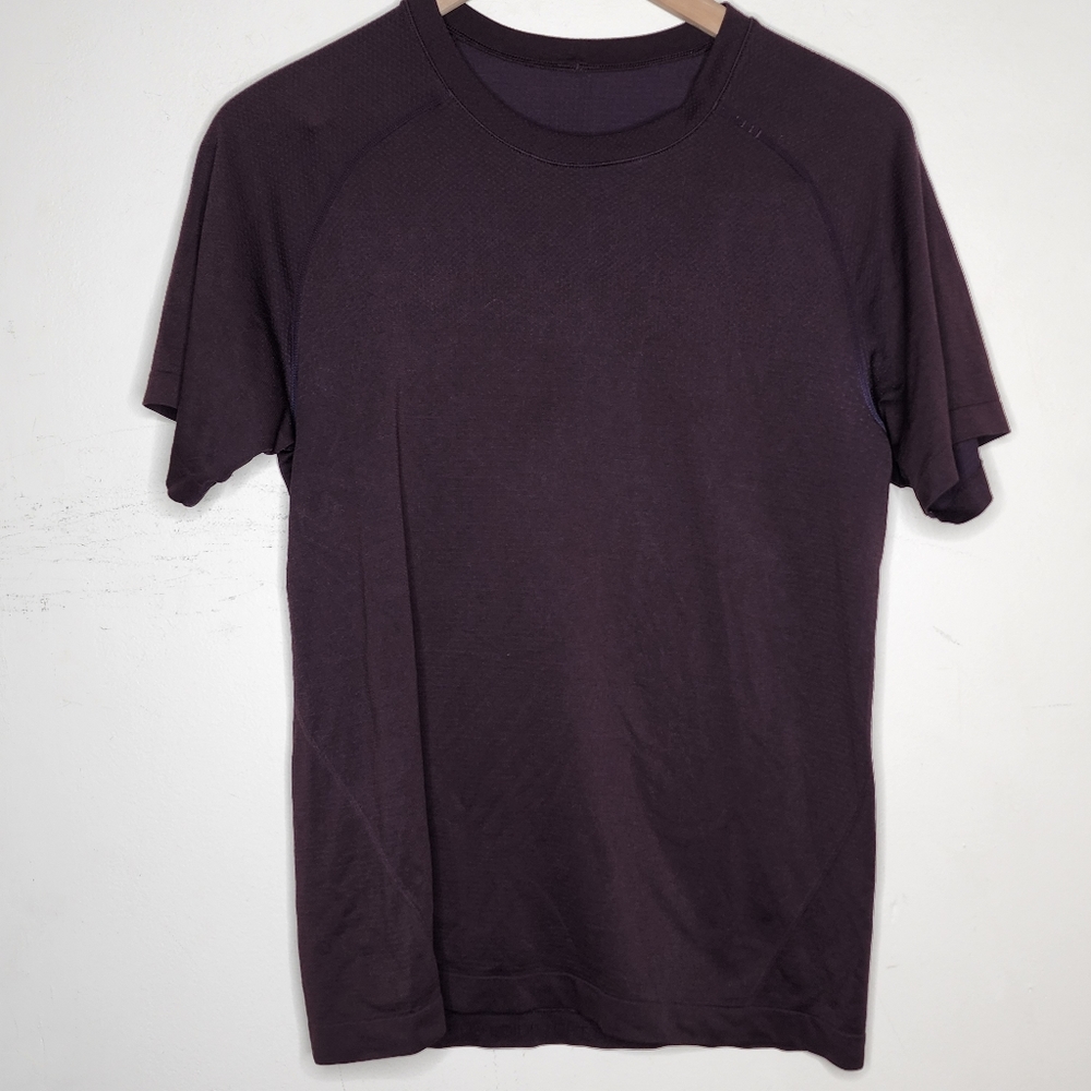 Lululemon Mens Burgundy Purple Tech Short Sleeve T Shirt, sz S